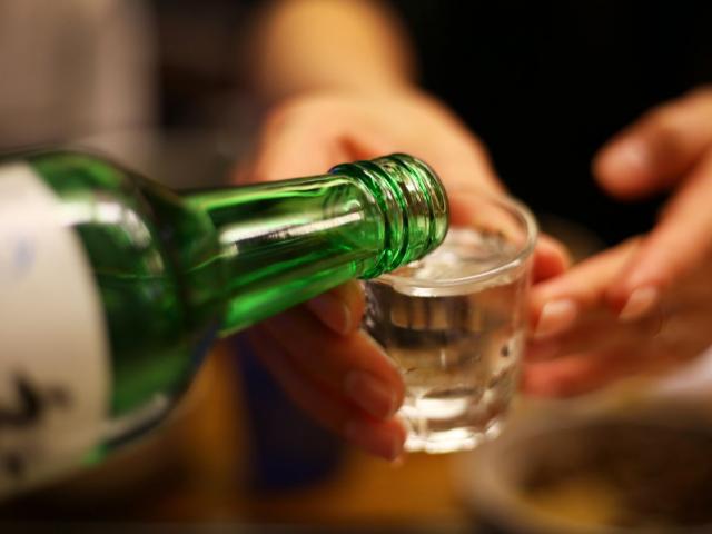 Uống rượu bia mà không biết những điều này sẽ khiến bạn mau say, gan tổn thương nhanh, nặng