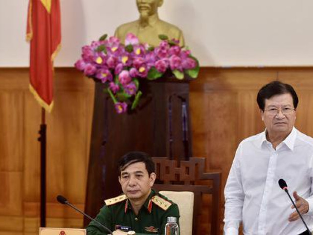 Trung tướng Nguyễn Doãn Anh thông tin có 22 chiến sĩ Sư đoàn 337 ở Quảng Trị mất tích vụ sạt núi