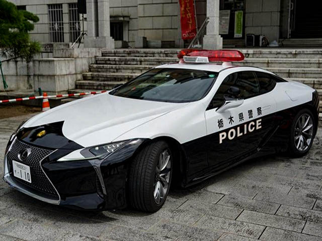 Ngắm xe Lexus LC 500 phiên bản đặc biệt của cảnh sát Nhật Bản