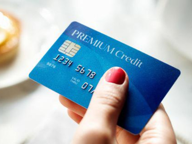 4 loại người nên tránh xa thẻ tín dụng, nếu vẫn quyết dùng thì chẳng mấy chốc ”đội lên đầu” cả đống nợ