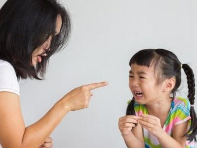 Con trẻ sợ nhất điều gì từ cha mẹ?