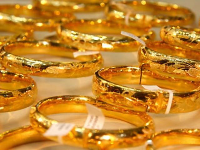 Giá vàng hôm nay 30/11: Tiếp tục lao dốc, vàng còn có cửa tăng?