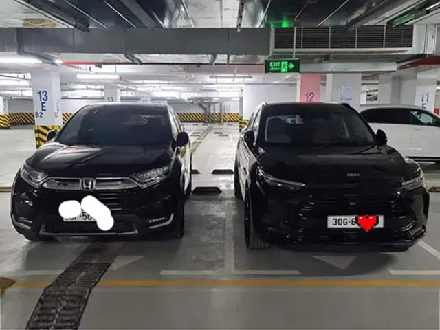 Honda CR-V vô tình đứng cạnh Beijing X7 và màn ”đọ nhân phẩm” gây tranh cãi
