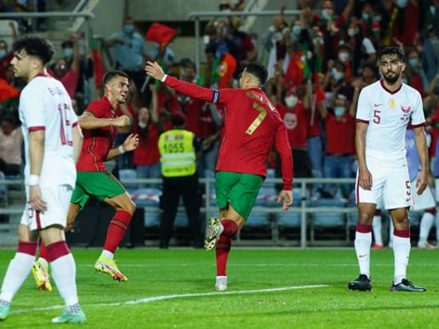 Video bóng đá Bồ Đào Nha - Qatar: Ronaldo mở điểm, đại thắng ”vua” châu Á