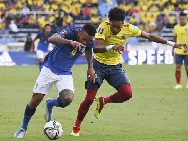 Video bóng đá Colombia - Brazil: Đôi công hấp dẫn, vinh danh 2 ”người nhện” (Vòng loại World Cup)