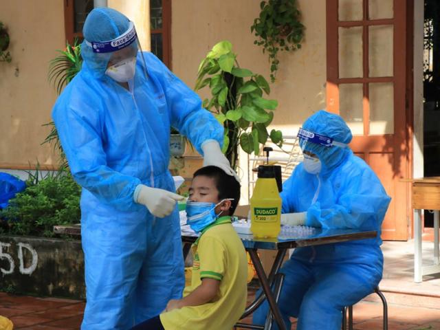Phát hiện 11 ca dương tính với SARS-CoV-2 trong 2 ngày, Bắc Ninh ra thông báo khẩn