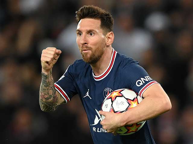 Messi ghi siêu phẩm panenka gây sốt, lập cú đúp hoàn hảo mơ Bóng Vàng thứ 7