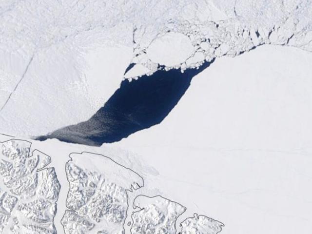 Phát hiện gây sốc về lỗ hổng khổng lồ ở lớp băng lâu đời nhất Bắc Cực