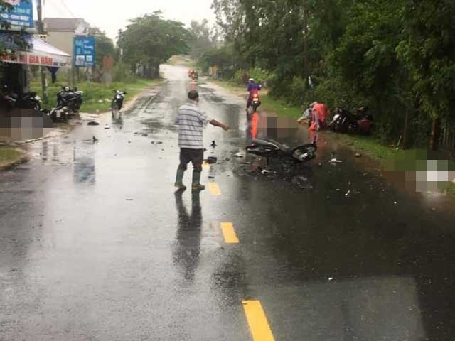 Va chạm xe máy ở Quảng Nam, 3 người chết