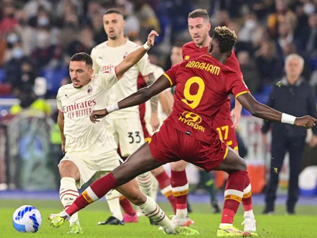 Kết quả bóng đá AS Roma - AC Milan: Ibrahimovic chói sáng, thẻ đỏ hú vía (Vòng 11 Serie A)