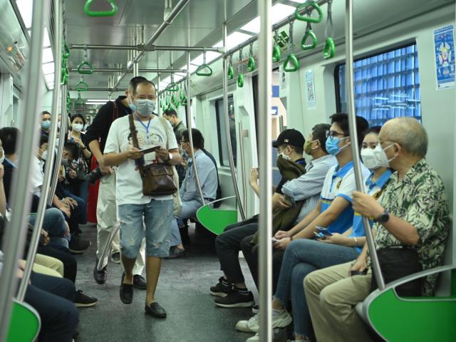 TGĐ Metro Hà Nội nói về giải pháp giãn cách khi đi tàu Cát Linh - Hà Đông