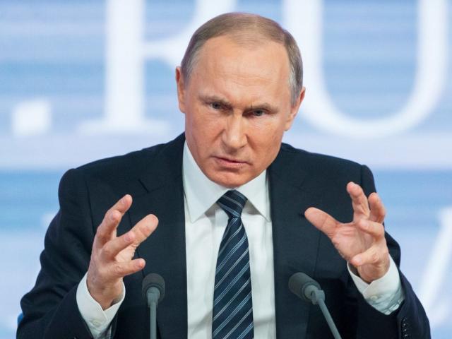 Ông Putin: Biến thể Omicron có thể là “vắc xin sống”