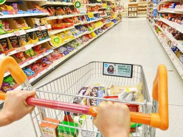 8 thứ quen thuộc trong siêu thị đến nhân viên còn chẳng dám mua