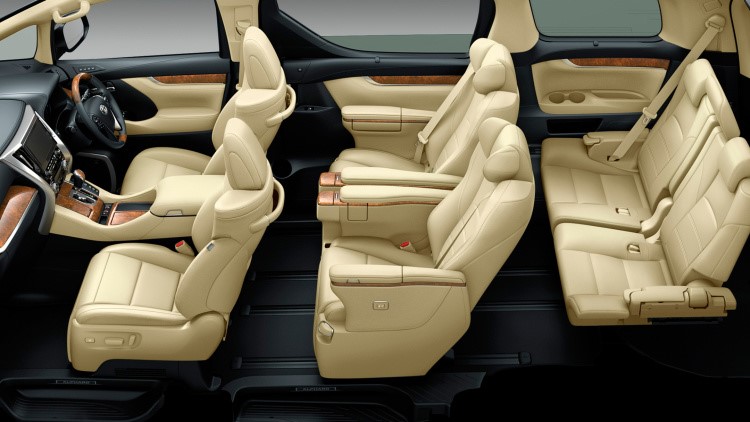 Toyota tung cặp Minivan “mê hoặc” người mua - 4