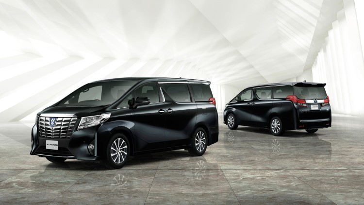 Toyota tung cặp Minivan “mê hoặc” người mua - 2