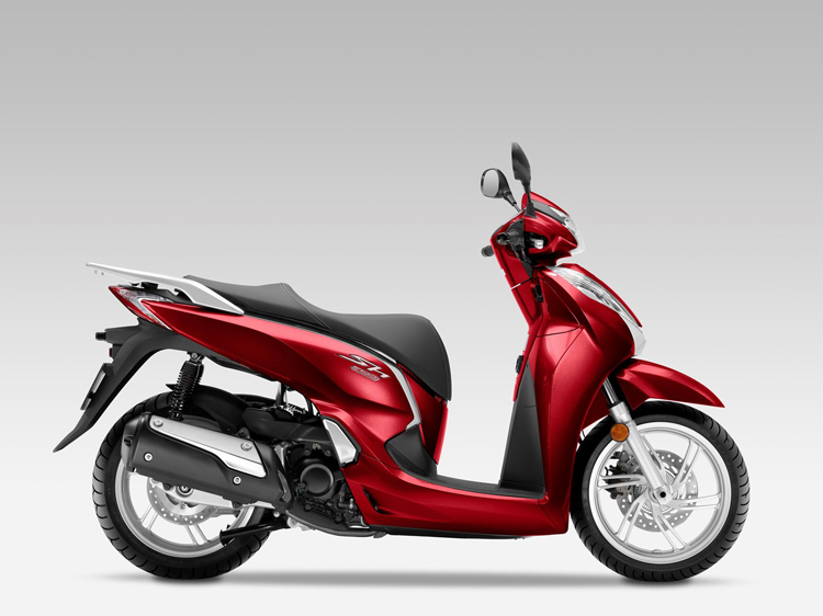 Cận cảnh chiếc Honda SH 300i 2015 - 19