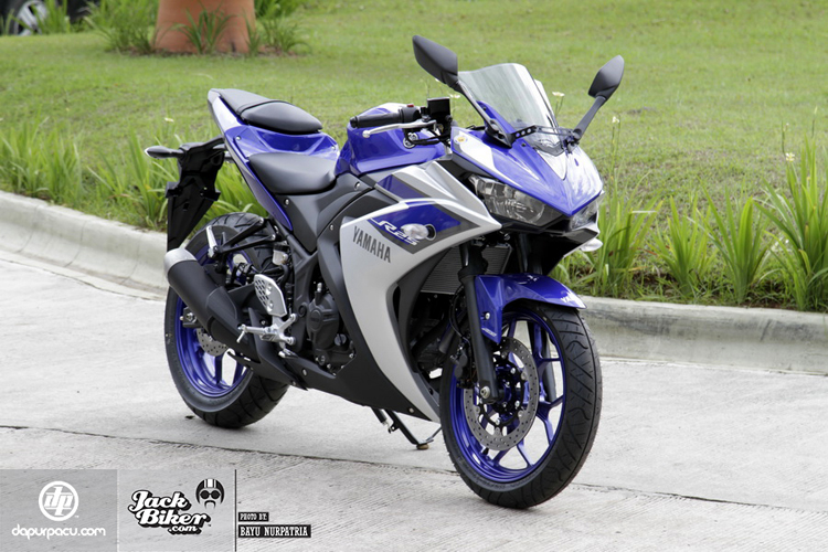 Ngắm chi tiết chiếc Yamaha R25 ABS mới - 3