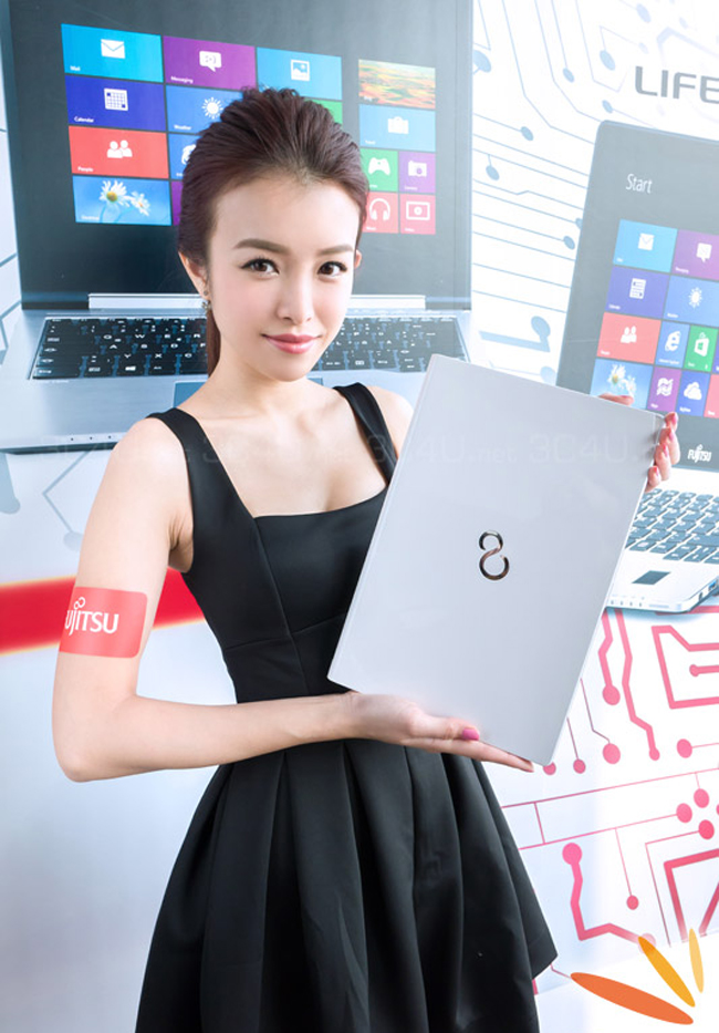 Dàn hotgirl xinh đẹp tạo dáng bên laptop - 5