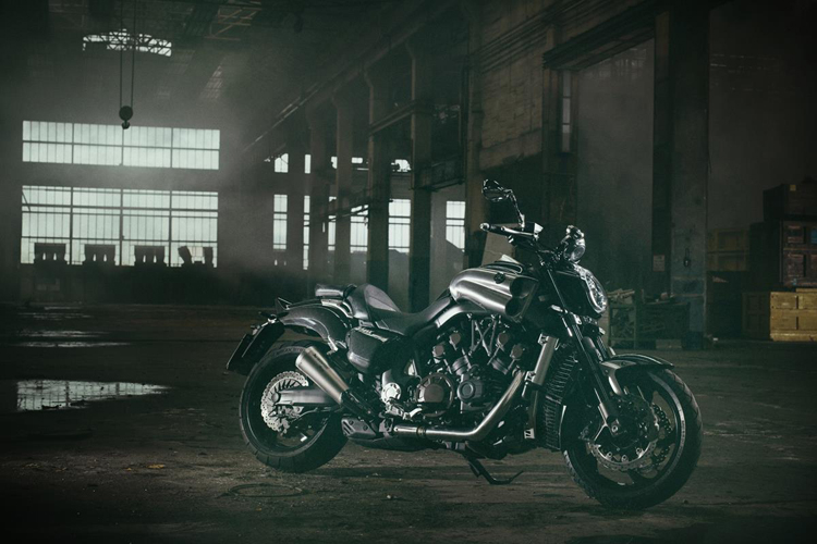 Ngắm Yamaha VMAX Carbon Special Edition cực đẹp - 23