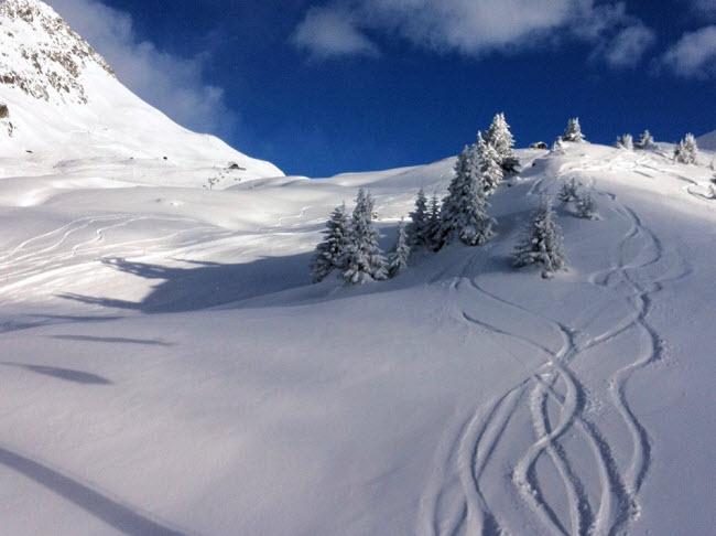 Khung cảnh mùa đông đặc trưng tại vùng núi ở Bettmeralp, Thụy Sĩ.