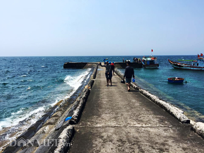 Cầu tàu ở đảo Bé