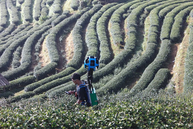 Tại Thái Lan, các khung cảnh 360 độ trên Street View chủ yếu do chàng trai&nbsp;Panupong Luangsa&nbsp;thực hiện.