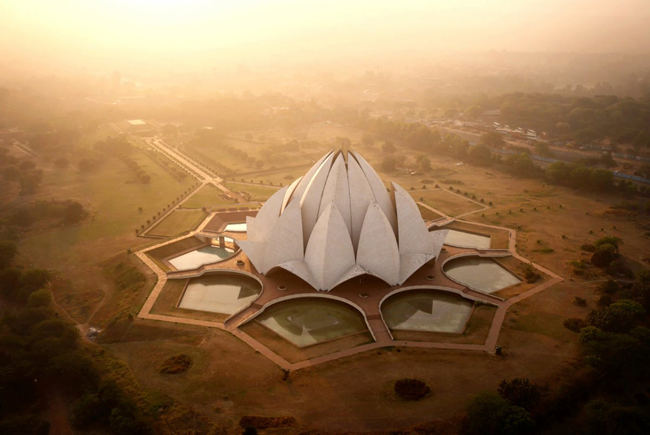 Đền Hoa Sen, trung tâm đức tin của các tín đồ Baha&#39;i, New Delhi, Ấn Độ.&nbsp;