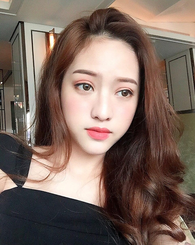 Sau scandal, hot girl Cà Mau tuyên bố muốn gia nhập showbiz.