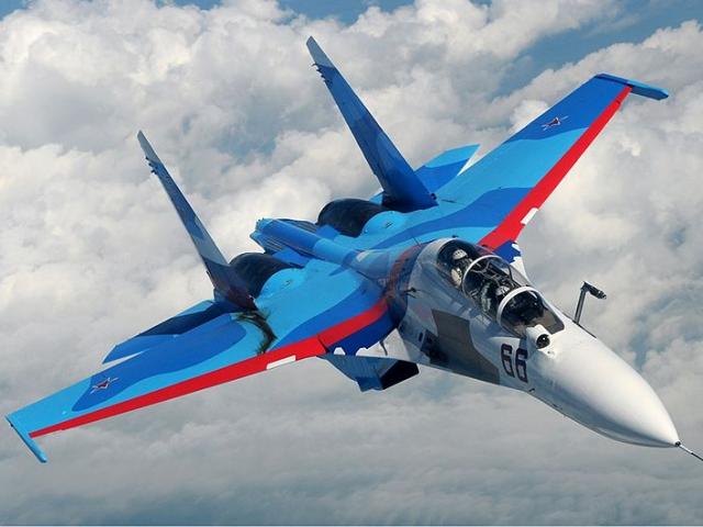Putin nhắc nhở không quân sẵn sàng chiến tranh
