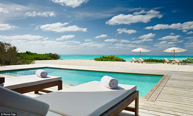 7. Como Parrot Cay, Turks &amp; Caicos:&nbsp;Rất nhiều người đổ xô tới hòn đảo đầy quyến rũ này bởi các cặp đôi có thể kỷ niệm tình yêu của mình theo những phong cách rất riêng.