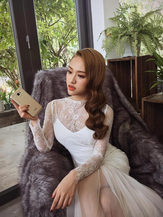 Cả đường nét trên gương mặt lẫn vóc dáng của hot girl 18 tuổi đều thay đổi.&nbsp;