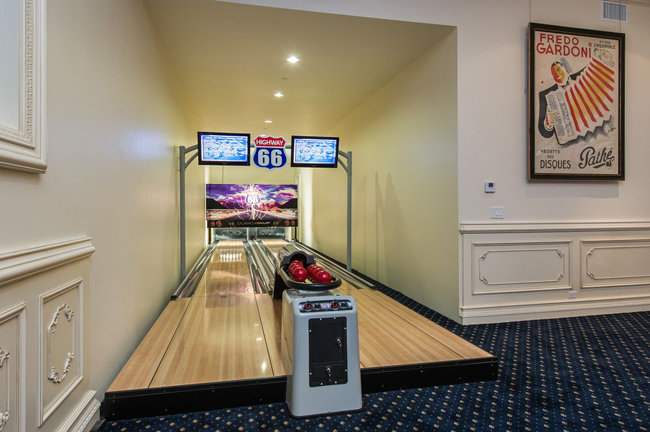 Phòng chơi bowling.