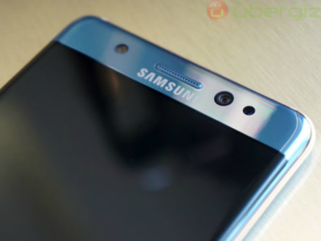 NÓNG: Galaxy Note 8 lộ màn hình “khủng”, RAM 6GB