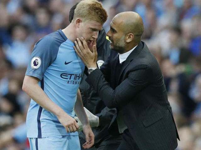 Man City vắt kiệt sức De Bruyne: ”Cáo già” Pep sắp hết ”bài”?