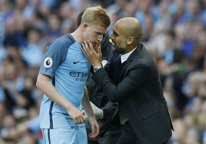 Man City vắt kiệt sức De Bruyne: &#34;Cáo già&#34; Pep sắp hết &#34;bài&#34;? - 2