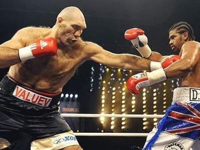 ”Quái thú” boxing 2m13, 145 kg: 2 lần khiến Mike Tyson chạy ”mất dép”