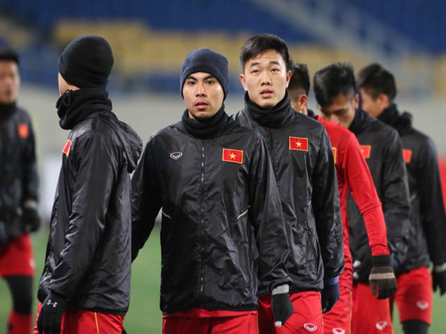 U23 Việt Nam hứng khởi ”làm nóng” chờ so tài U23 châu Á
