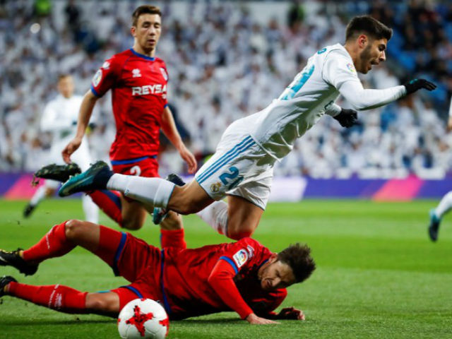Real Madrid - Numancia: Tưng bừng 2 cú đúp, thẻ đỏ phút 92