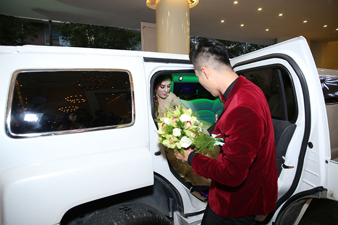 Dàn sao Việt dự đám cưới của Lâm Khánh Chi tại Sài Gòn - 1