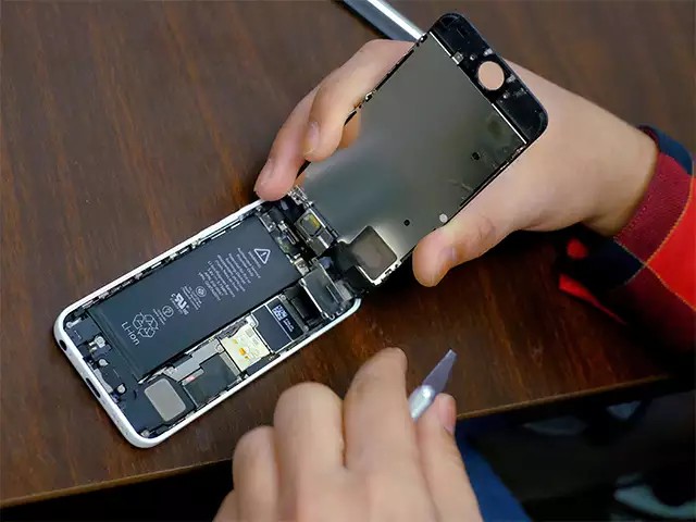Nguồn cung pin thay thế iPhone 6 Plus thiếu hụt đến tháng 3, Việt Nam ra sao?