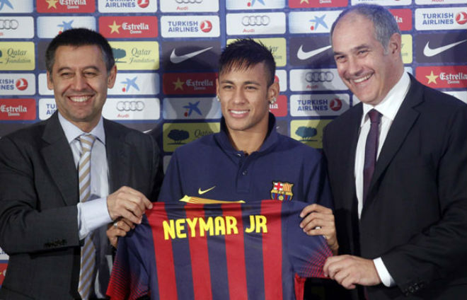 Choáng: Neymar ra tòa, dễ đi tù 5 năm khiến Barca và PSG lao đao - 1