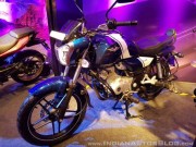 Thế giới xe - Xe tay côn Bajaj V15 2018 ra mắt, giá rẻ hơn cả Honda Wave tại Việt Nam