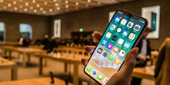 Nhờ iPhone X, Apple lại xưng bá thị trường smartphone - 1