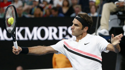 Chi tiết Federer - Struff: &#34;Bóp nghẹt&#34; tie-break, phần thưởng xứng đáng (KT) - 4