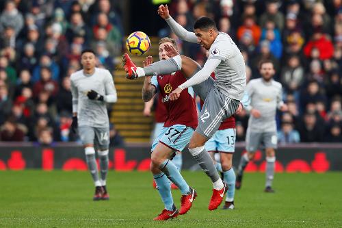 Chi tiết Burnley - MU: Nghẹt thở đến phút cuối (KT) - 4