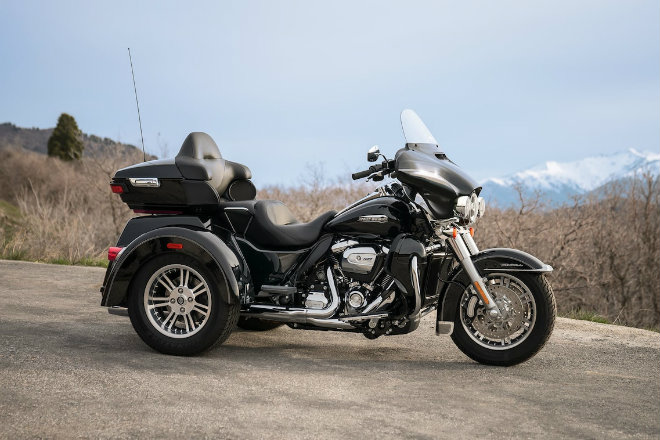 2018 Harley-Davidson Tri Glide Ultra: Xích thố vương 3 bánh - 2