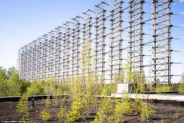 Bên trong trạm cảnh báo tên lửa “ma” gần nhà máy Chernobyl - 1