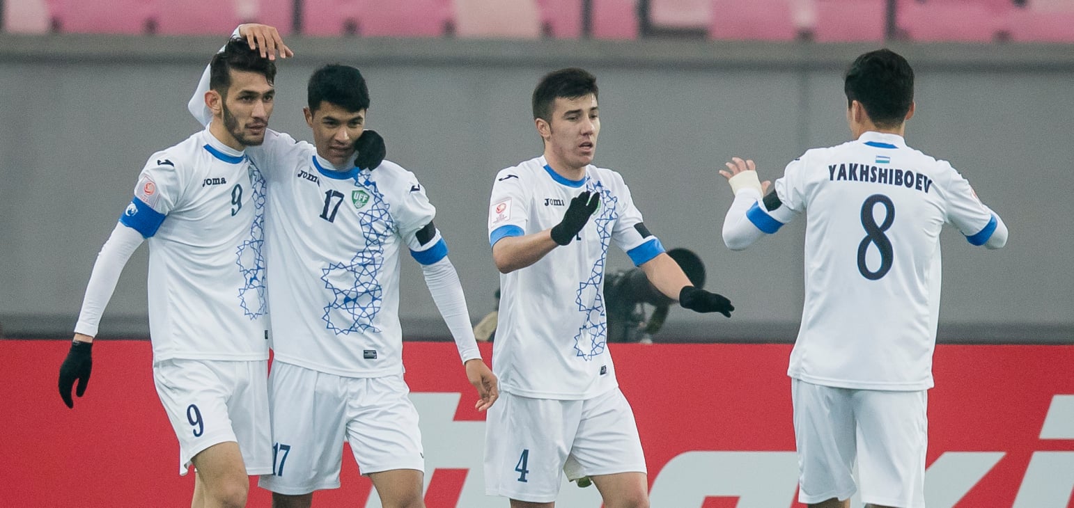 U23 VN - Uzbekistan: Vì sao đối thủ châu Á lại cao to, nét như Tây? - 1
