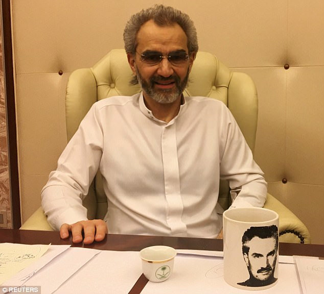 Hoàng tử Saudi ăn chơi nhất thế giới kể chuyện bị giam - 1