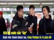 Bạn trẻ - Cuộc sống - Clip siêu dễ thương của Công Phượng và HLV Park Hang-seo